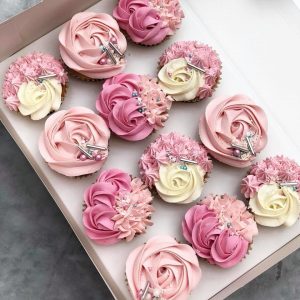 elegance cupcakes, cupcakes, taylor made cakes,