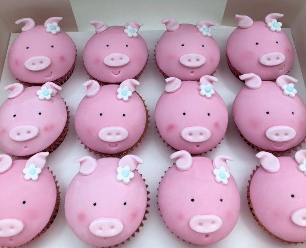 fondant pig cupcakes, pig cupcakes