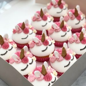 Fondant Cupcakes